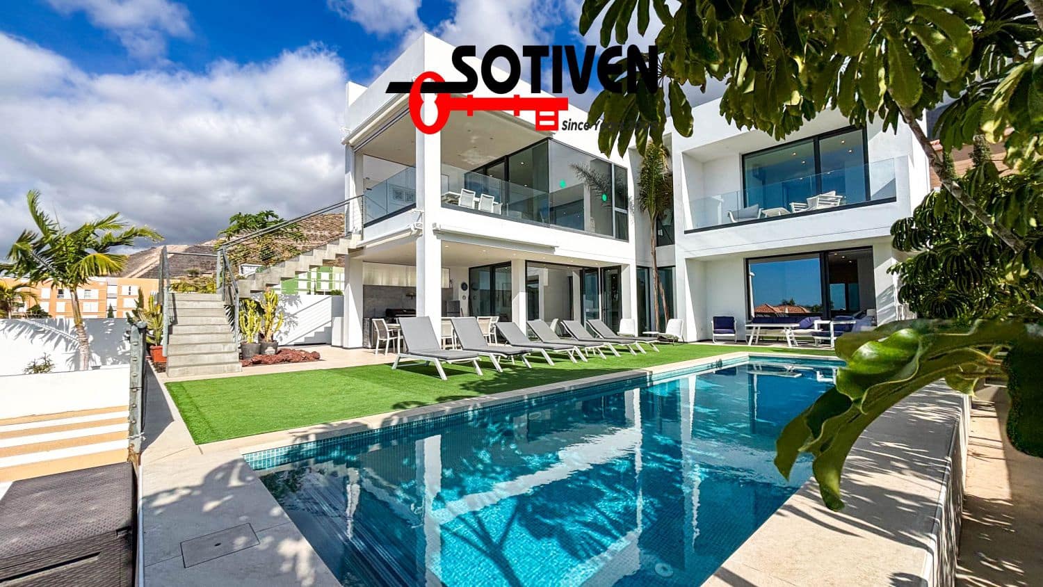 4 makuuhuone Huvila myytävänä paikassa Costa Adeje - 1 999 000 € (Ref: 9465334)