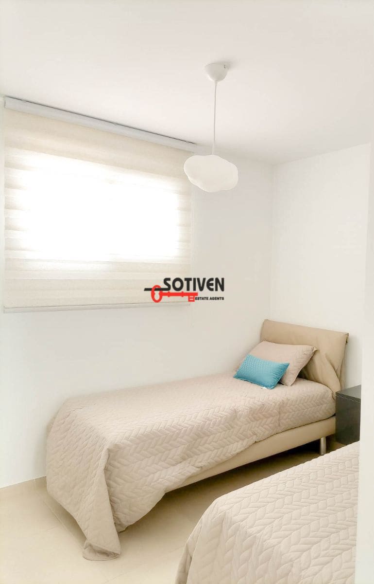 2 Zimmer Penthouse zu vermieten in Adeje mit Garage - 1.200 € (Ref: 9470285)