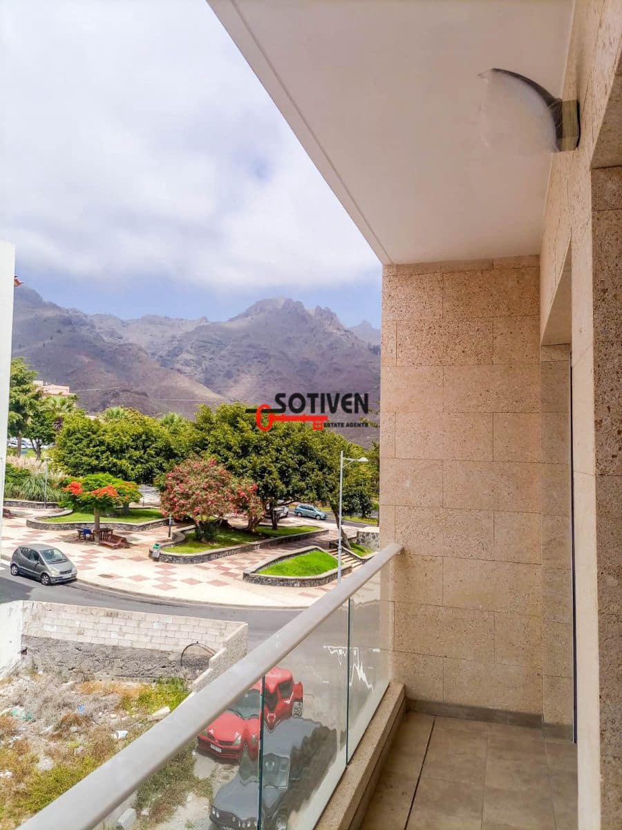 2 Zimmer Penthouse zu vermieten in Adeje mit Garage - 1.200 € (Ref: 9470285)