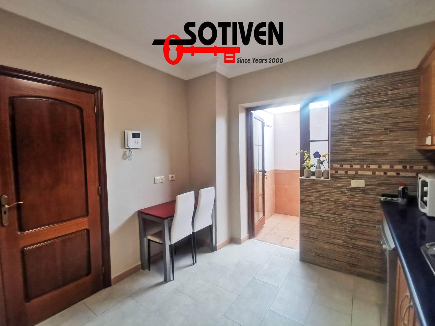 3 bedroom Villa for sale in Costa Adeje with garage - € 1,200,000 (Ref: 9497006)