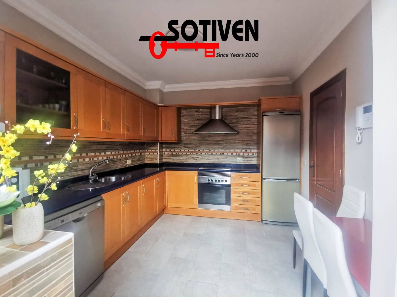 3 bedroom Villa for sale in Costa Adeje with garage - € 1,200,000 (Ref: 9497006)