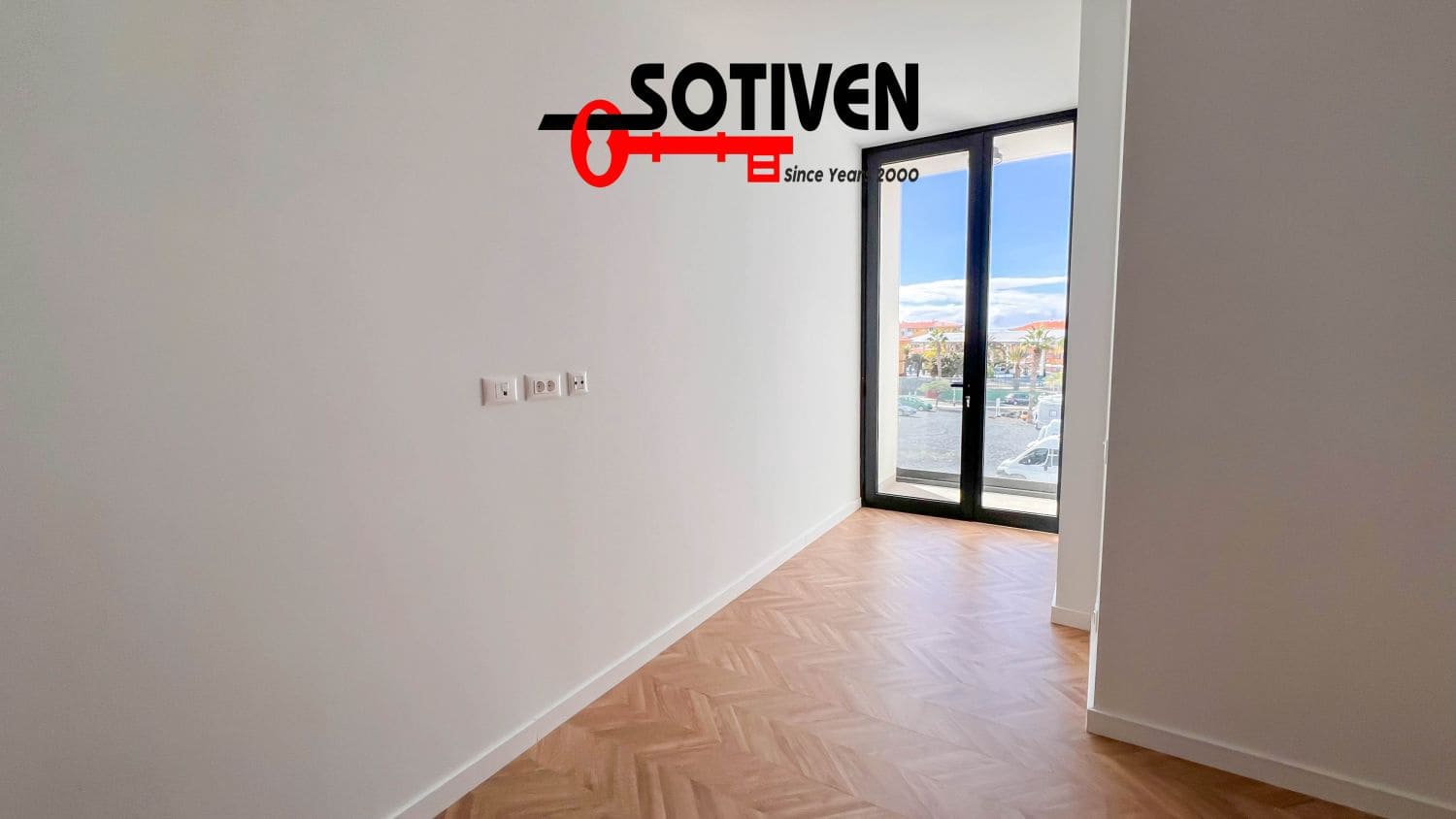 2 quarto Moradia em Banda para arrendar em Playa San Juan com garagem - 3 000 € (Ref: 9501956)