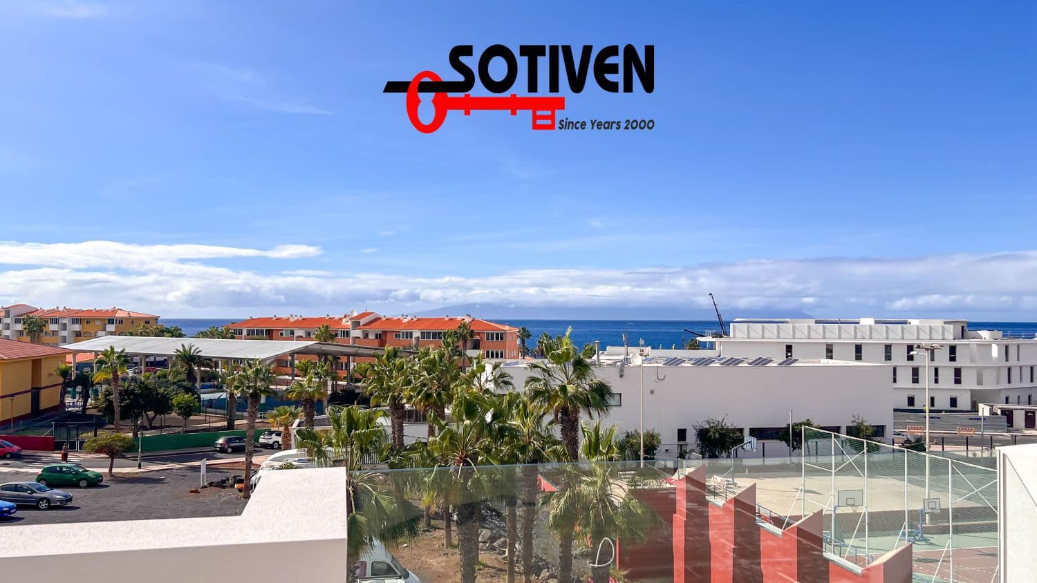 2 quarto Moradia em Banda para arrendar em Playa San Juan com garagem - 3 000 € (Ref: 9501956)