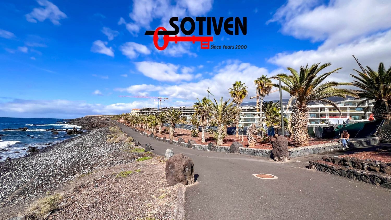 2 quarto Moradia em Banda para arrendar em Playa San Juan com garagem - 3 000 € (Ref: 9501956)