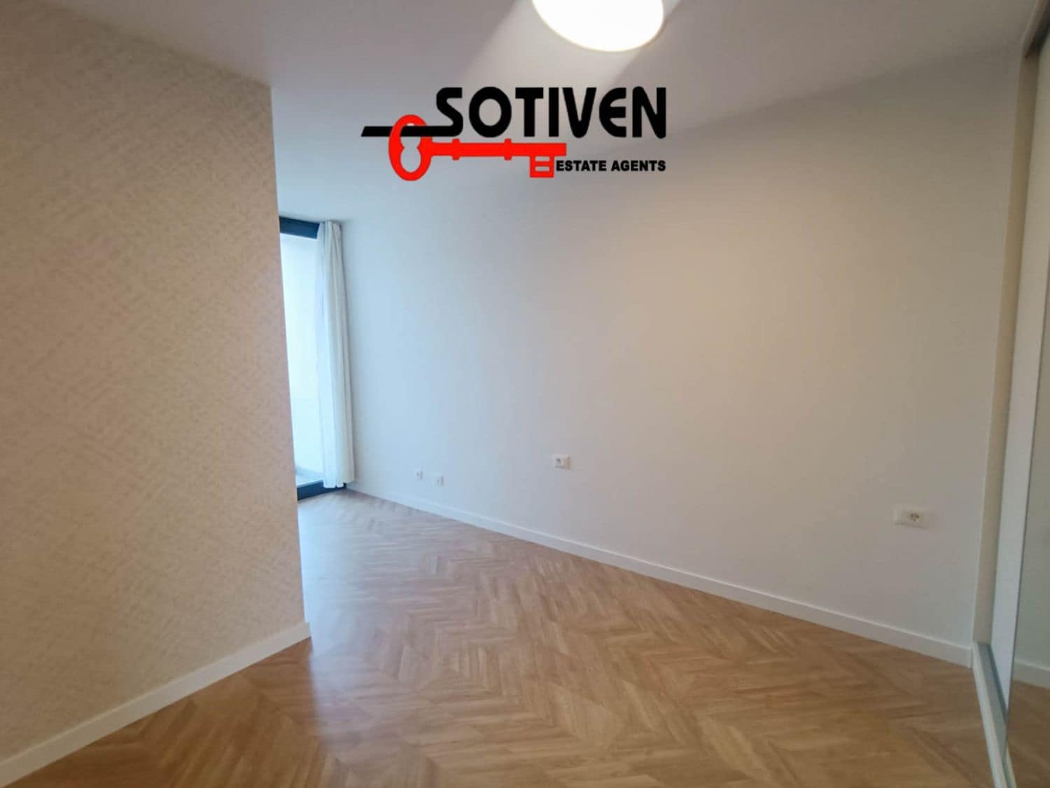 3 soveværelse Rækkehus til leje i Playa San Juan med garage - € 3.000 (Ref: 9508513)