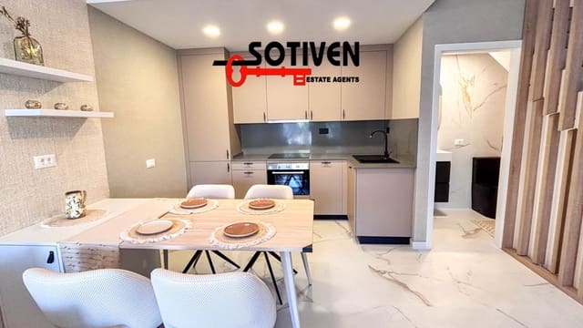 3 soveværelse Rækkehus til leje i Playa San Juan, Guía de Isora med garage - € 3.000 (Ref: 9508513)