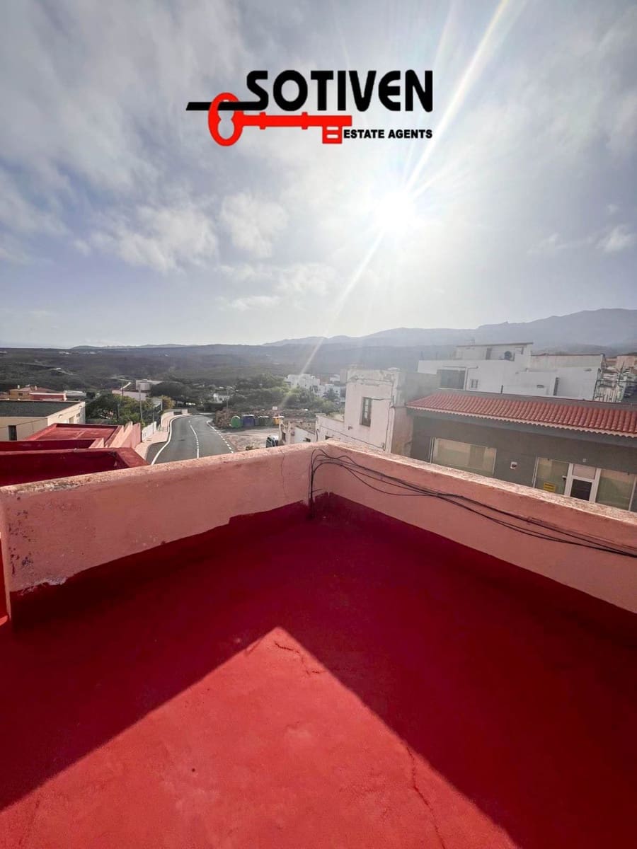 10 soveværelse Byhus til salg i El Rio de Arico - € 340.000 (Ref: 9518575)