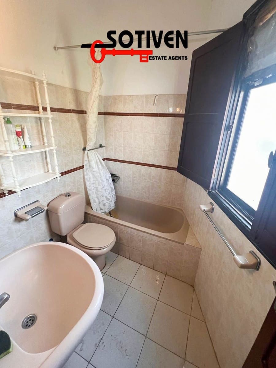 10 soveværelse Byhus til salg i El Rio de Arico - € 340.000 (Ref: 9518575)