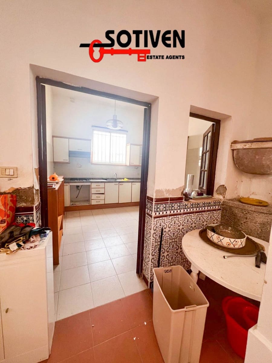 10 soveværelse Byhus til salg i El Rio de Arico - € 340.000 (Ref: 9518575)