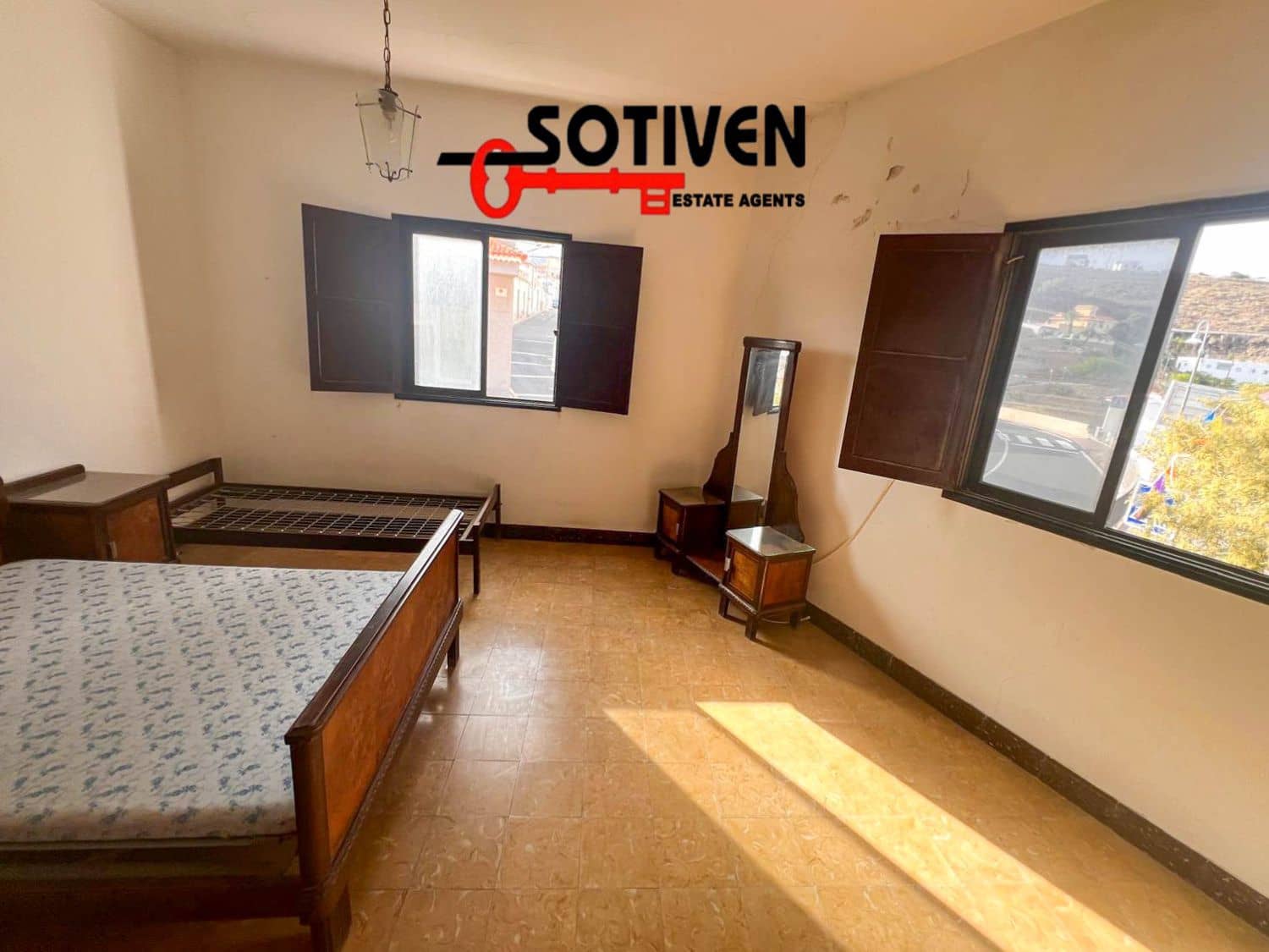 10 soveværelse Byhus til salg i El Rio de Arico - € 340.000 (Ref: 9518575)