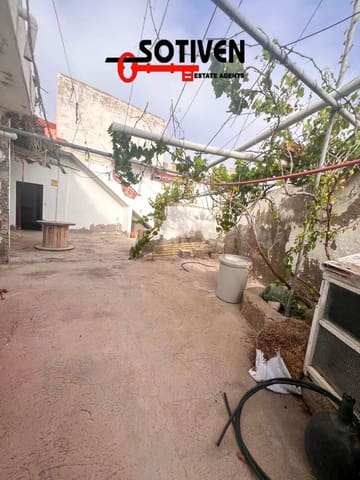 10 soveværelse Byhus til salg i El Rio de Arico, Arico - € 340.000 (Ref: 9518575)