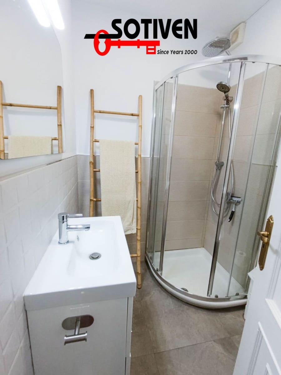 2 sovrum Lägenhet att hyra i Adeje - 1 500 € (Ref: 9551058)