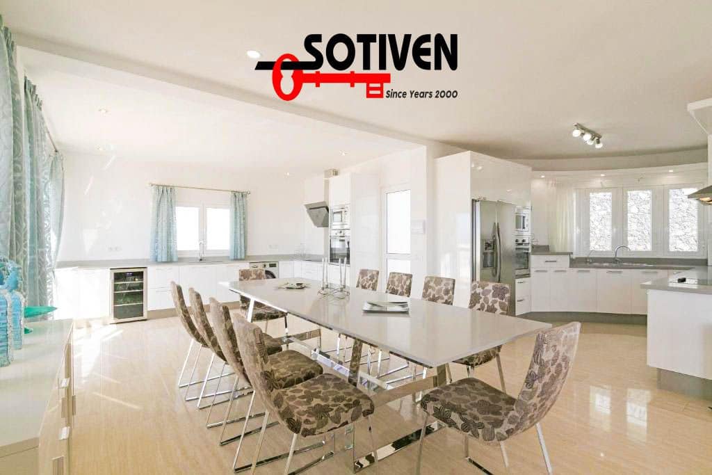 7 soverom Villa til salgs i Torviscas - € 1 450 000 (Ref: 9555262)