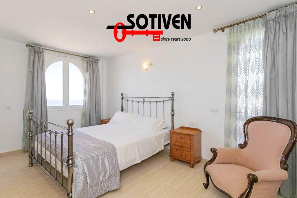 7 soverom Villa til salgs i Torviscas - € 1 450 000 (Ref: 9555262)