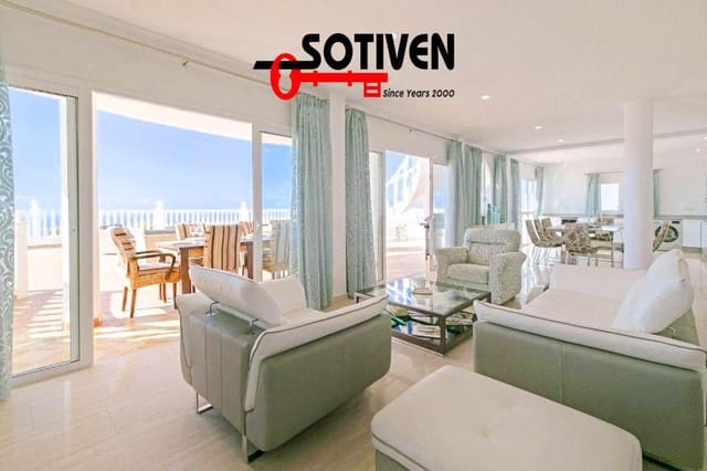 7 soverom Villa til salgs i Torviscas, Adeje - € 1 450 000 (Ref: 9555262)