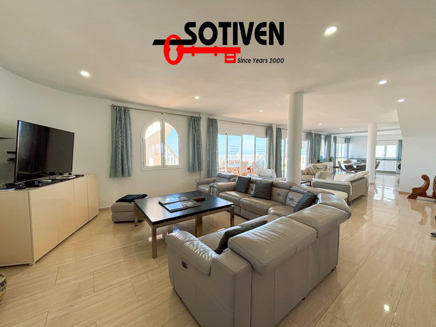 8 chambre Villa/Maison à vendre à Torviscas - 1 350 000 € (Ref: 9555262)