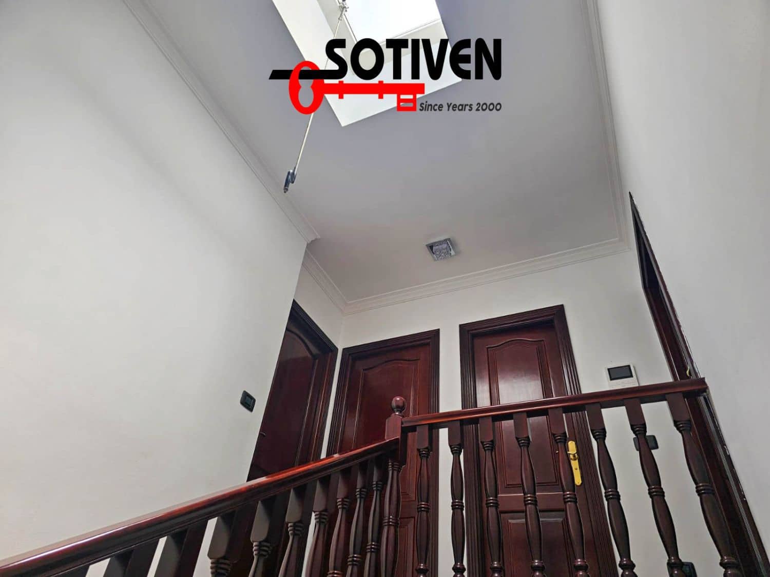 4 bedroom Villa for sale in Adeje with garage - € 685,000 (Ref: 9568215)