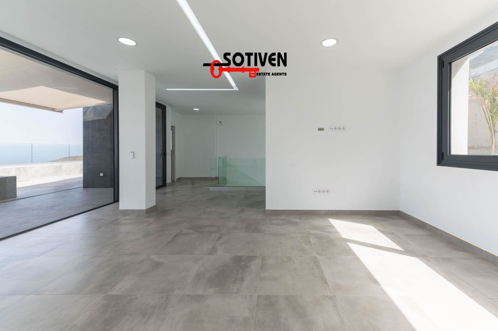 4 sypialnia Willa do wynajęcia w Costa Adeje z garażem - 6 000 € (Ref: 9570812)