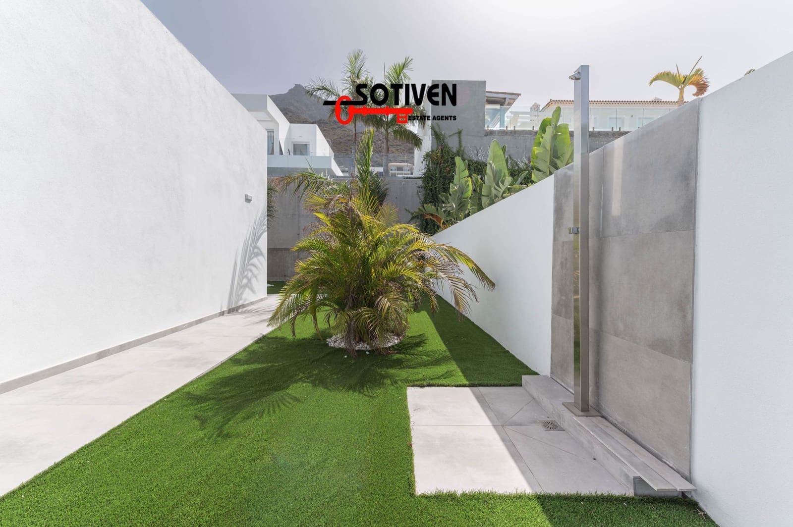 4 sypialnia Willa do wynajęcia w Costa Adeje z garażem - 6 000 € (Ref: 9570812)