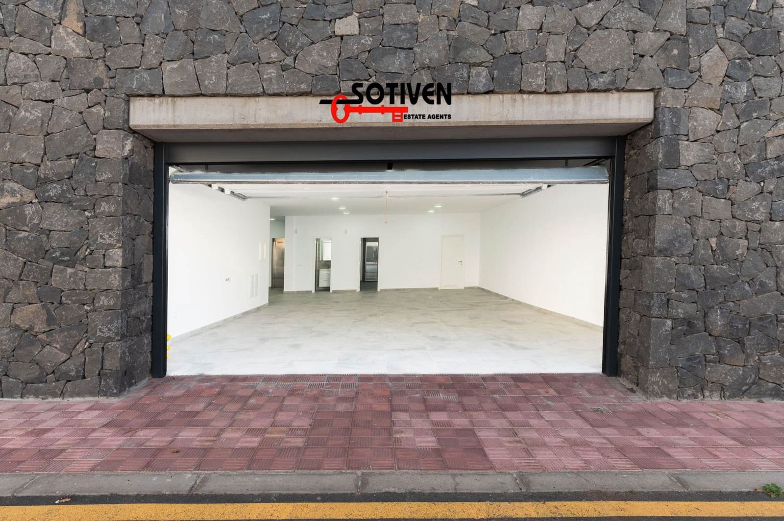 4 sypialnia Willa do wynajęcia w Costa Adeje z garażem - 6 000 € (Ref: 9570812)