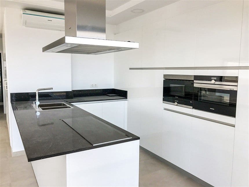 3 makuuhuone Huvila vuokrattavana paikassa Costa Adeje - 5 000 € (Ref: 9627328)