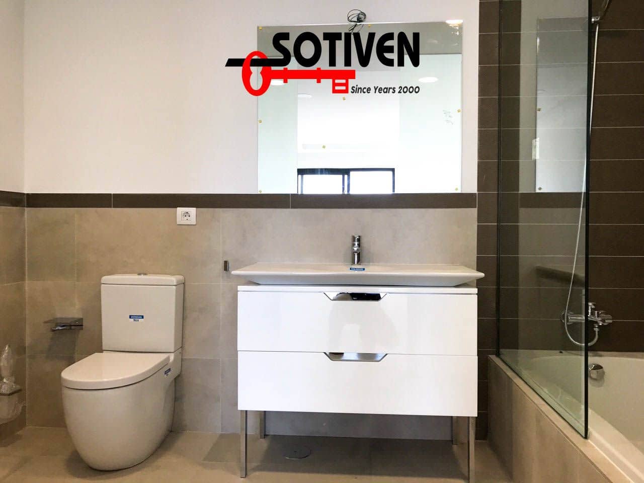 3 makuuhuone Huvila vuokrattavana paikassa Costa Adeje - 5 000 € (Ref: 9627328)