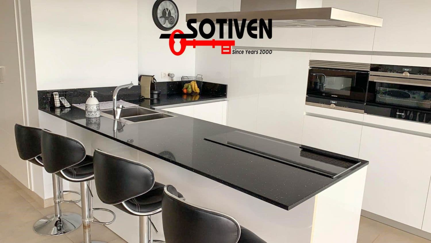 3 makuuhuone Huvila vuokrattavana paikassa Costa Adeje - 5 000 € (Ref: 9627328)