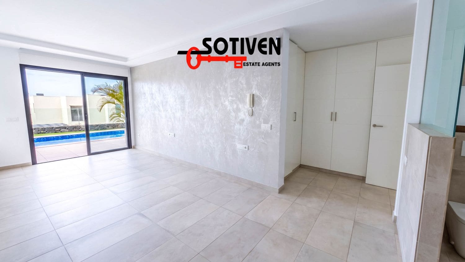 3 bedroom Villa for rent in Costa Adeje with pool garage - € 5,000 (Ref: 9627328)