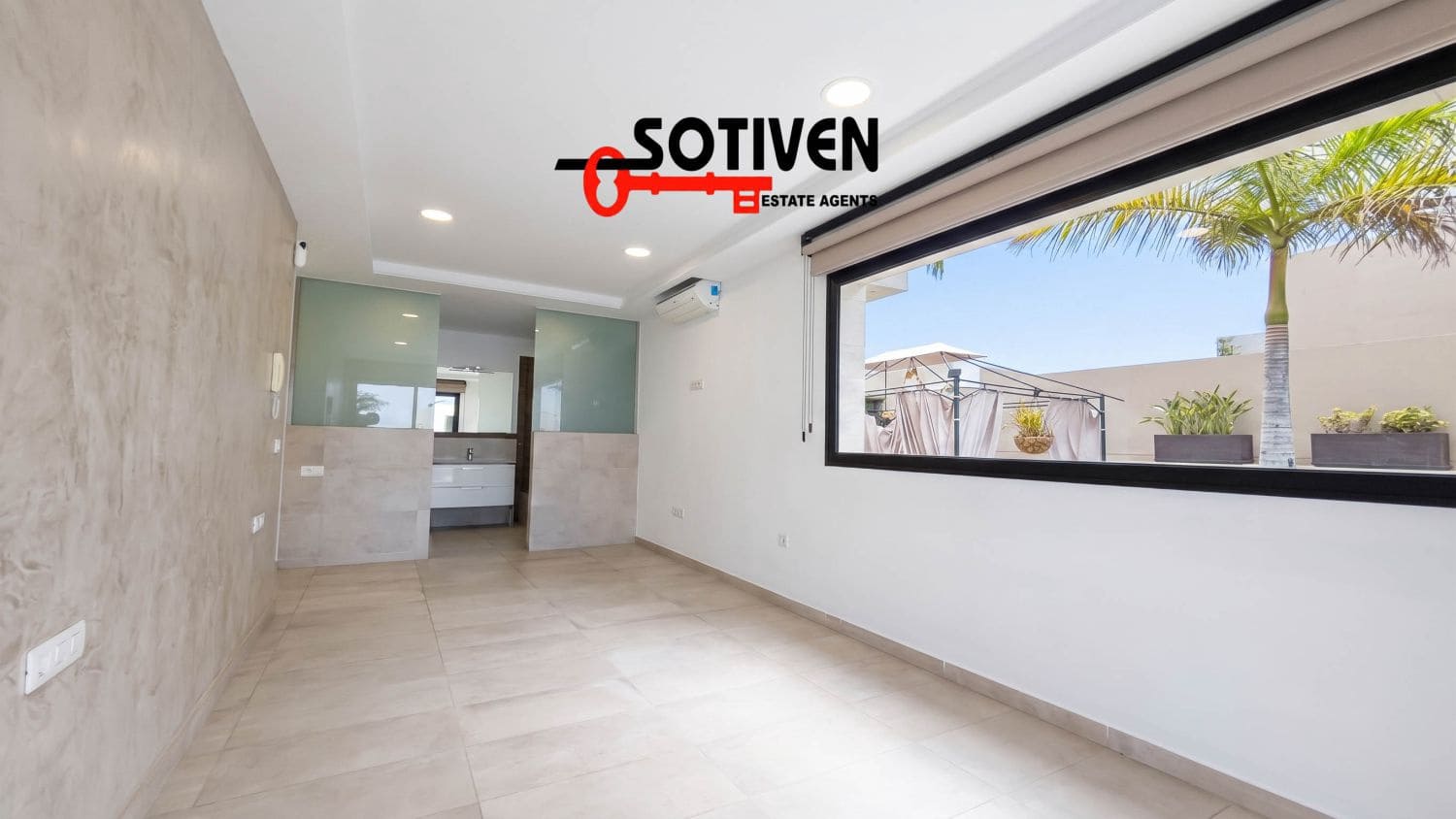 3 bedroom Villa for rent in Costa Adeje with pool garage - € 5,000 (Ref: 9627328)