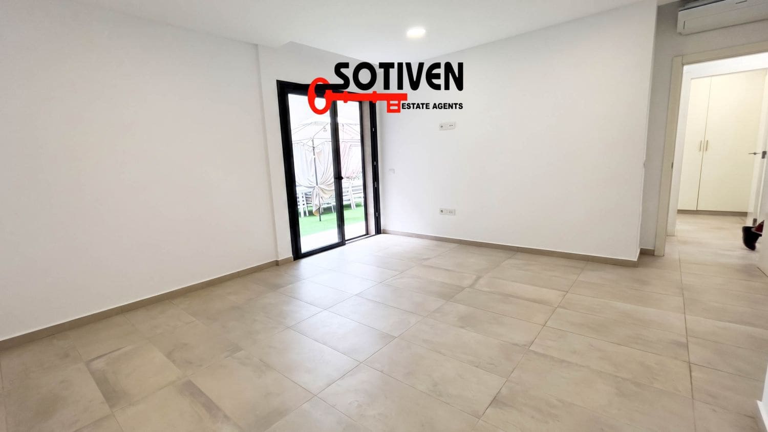 3 bedroom Villa for rent in Costa Adeje with pool garage - € 5,000 (Ref: 9627328)
