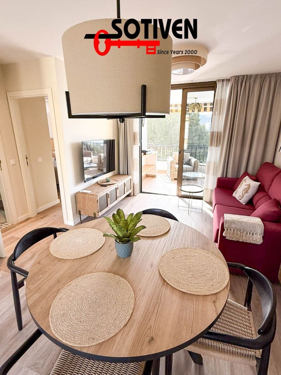 2 soveværelse Lejlighed til salg i Los Cristianos - € 630.000 (Ref: 9658458)