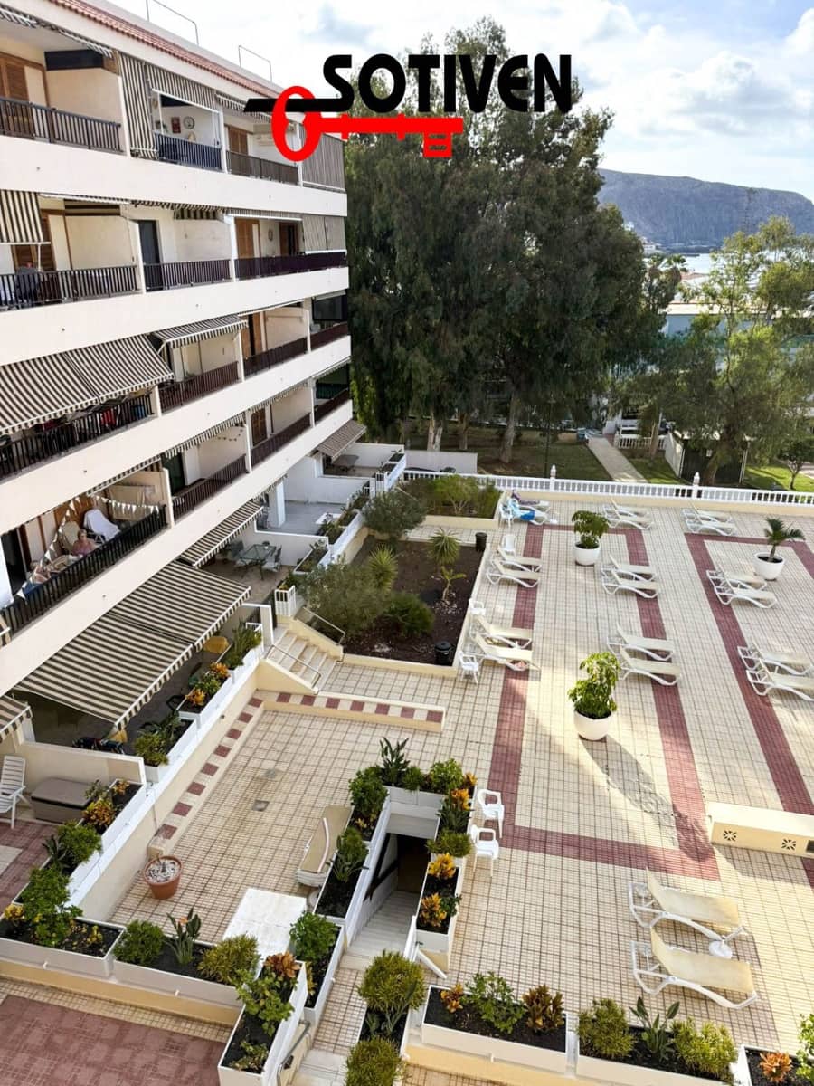 2 soveværelse Lejlighed til salg i Los Cristianos - € 630.000 (Ref: 9658458)
