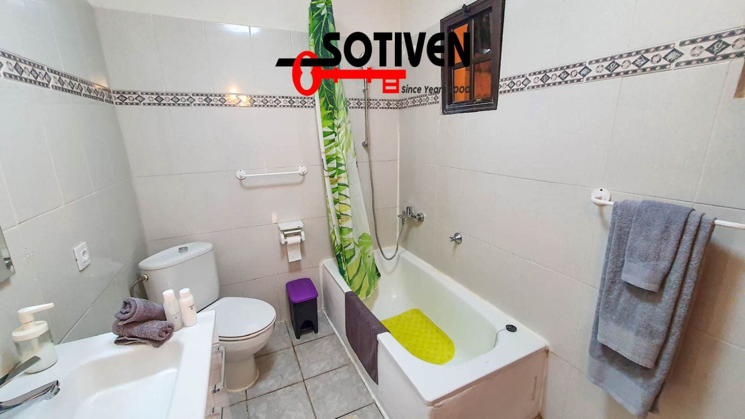 4 bedroom Townhouse for sale in Guia de Isora - € 449,500 (Ref: 9676993)