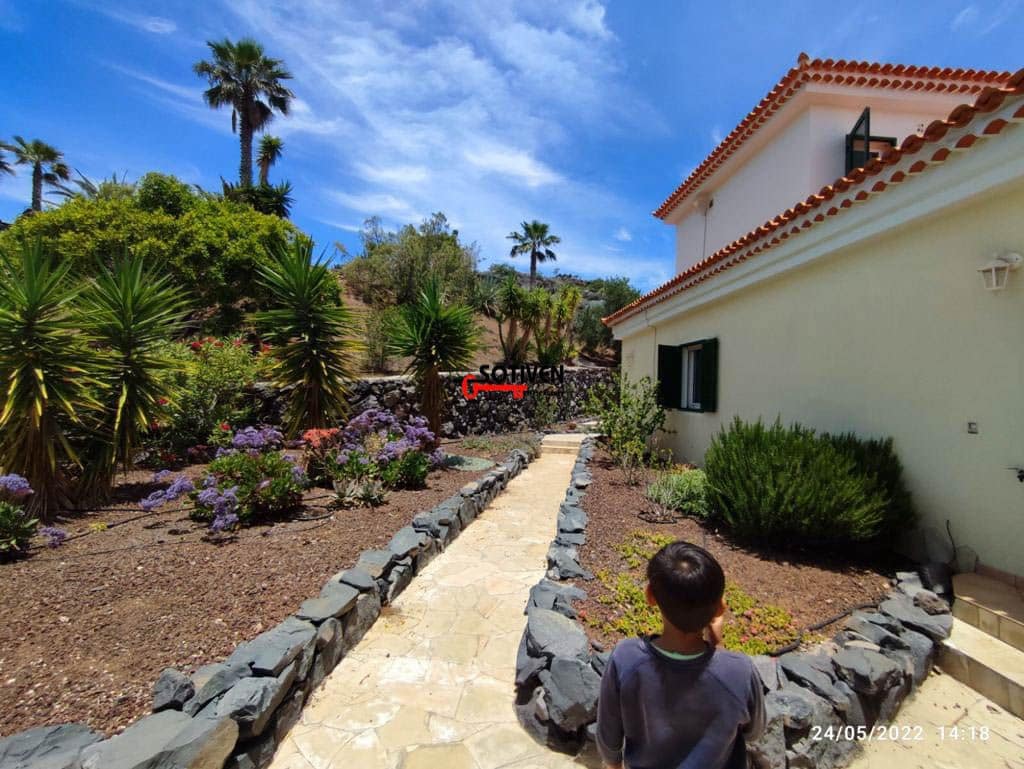 3 slaapkamer Finca/Landhuis te koop in Alcala - € 1.090.000 (Ref: 9690302)