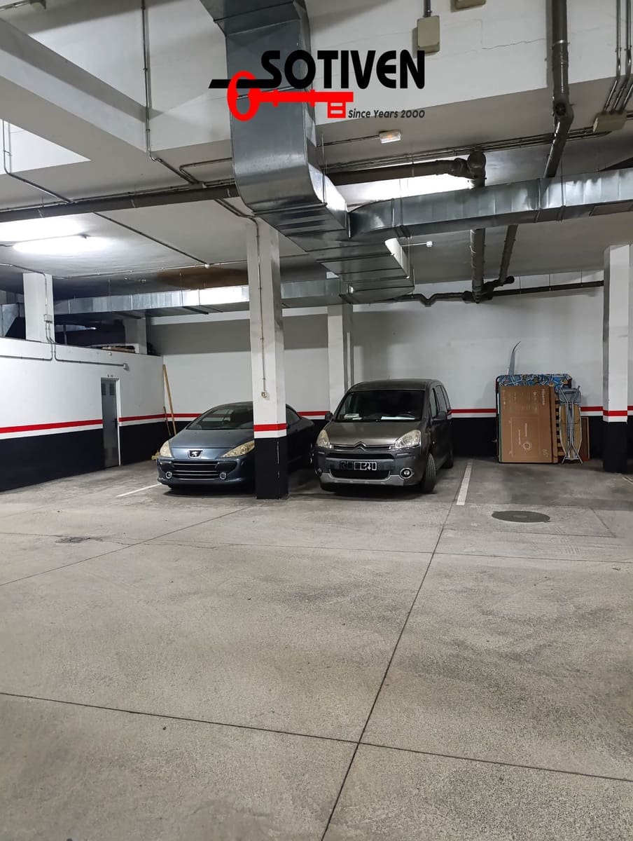 2 bedroom Apartment for sale in Parque de la Reina with garage - € 255,000 (Ref: 9698087)