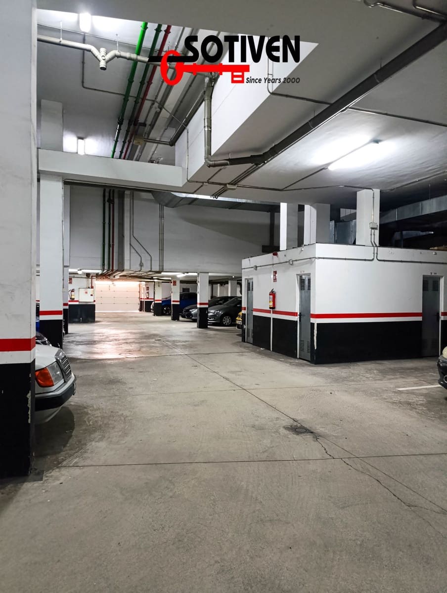 2 bedroom Apartment for sale in Parque de la Reina with garage - € 255,000 (Ref: 9698087)