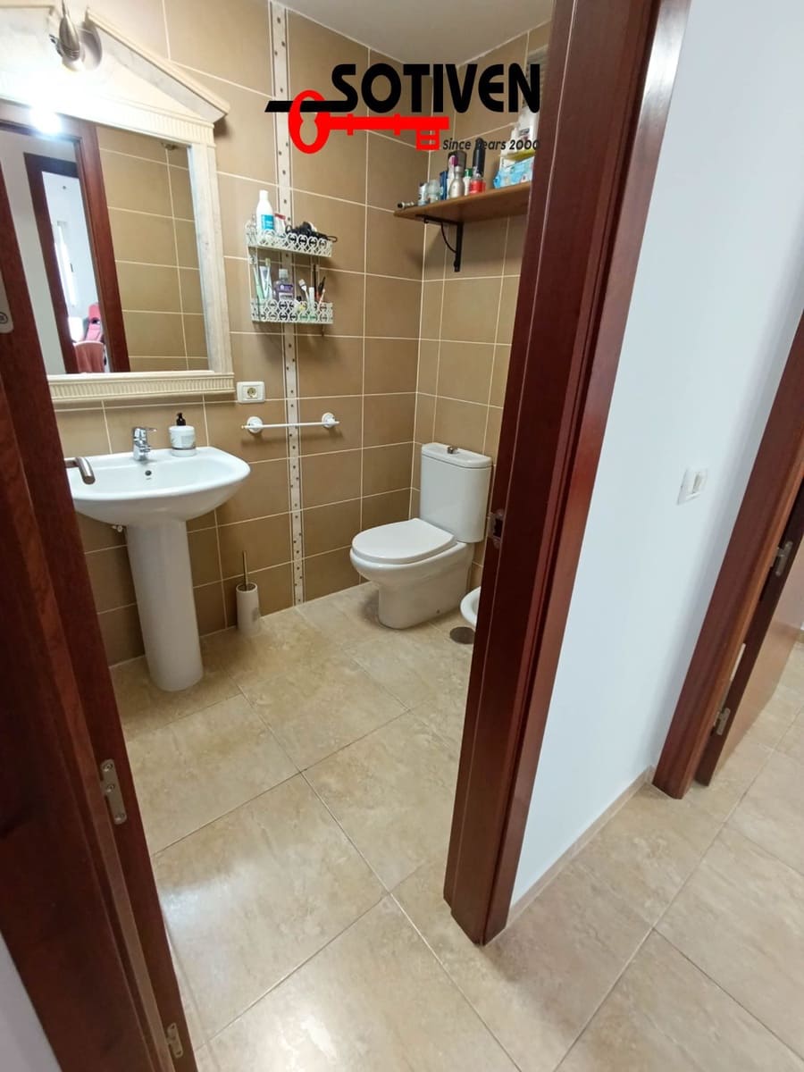 2 bedroom Apartment for sale in Parque de la Reina with garage - € 255,000 (Ref: 9698087)