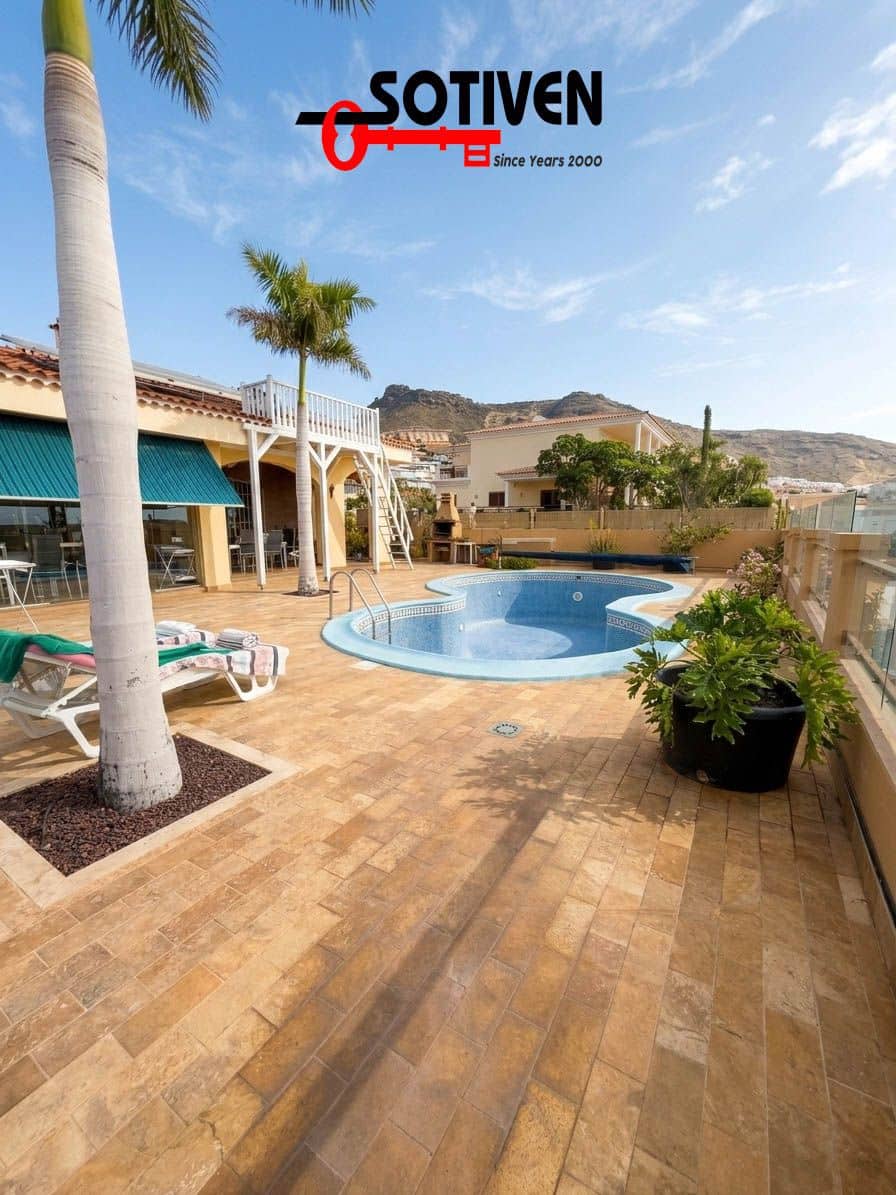 4 soverom Villa til salgs i El Madronal - € 1 170 000 (Ref: 9731741)