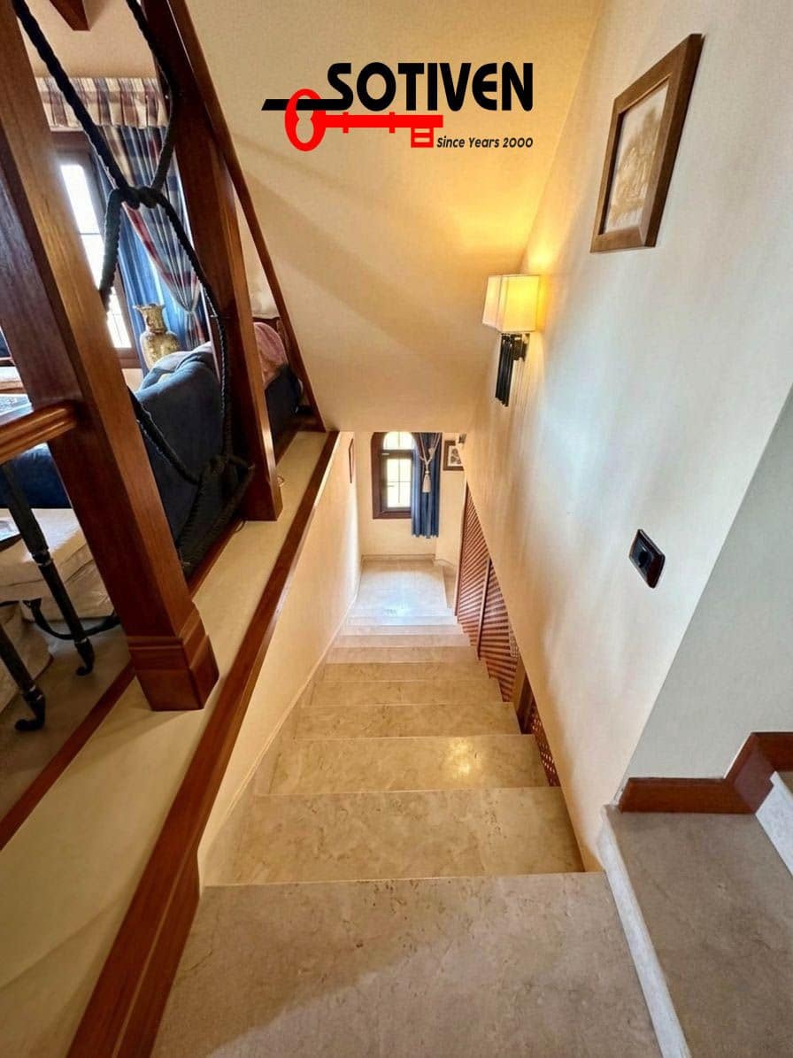 4 soverom Villa til salgs i El Madronal - € 1 170 000 (Ref: 9731741)