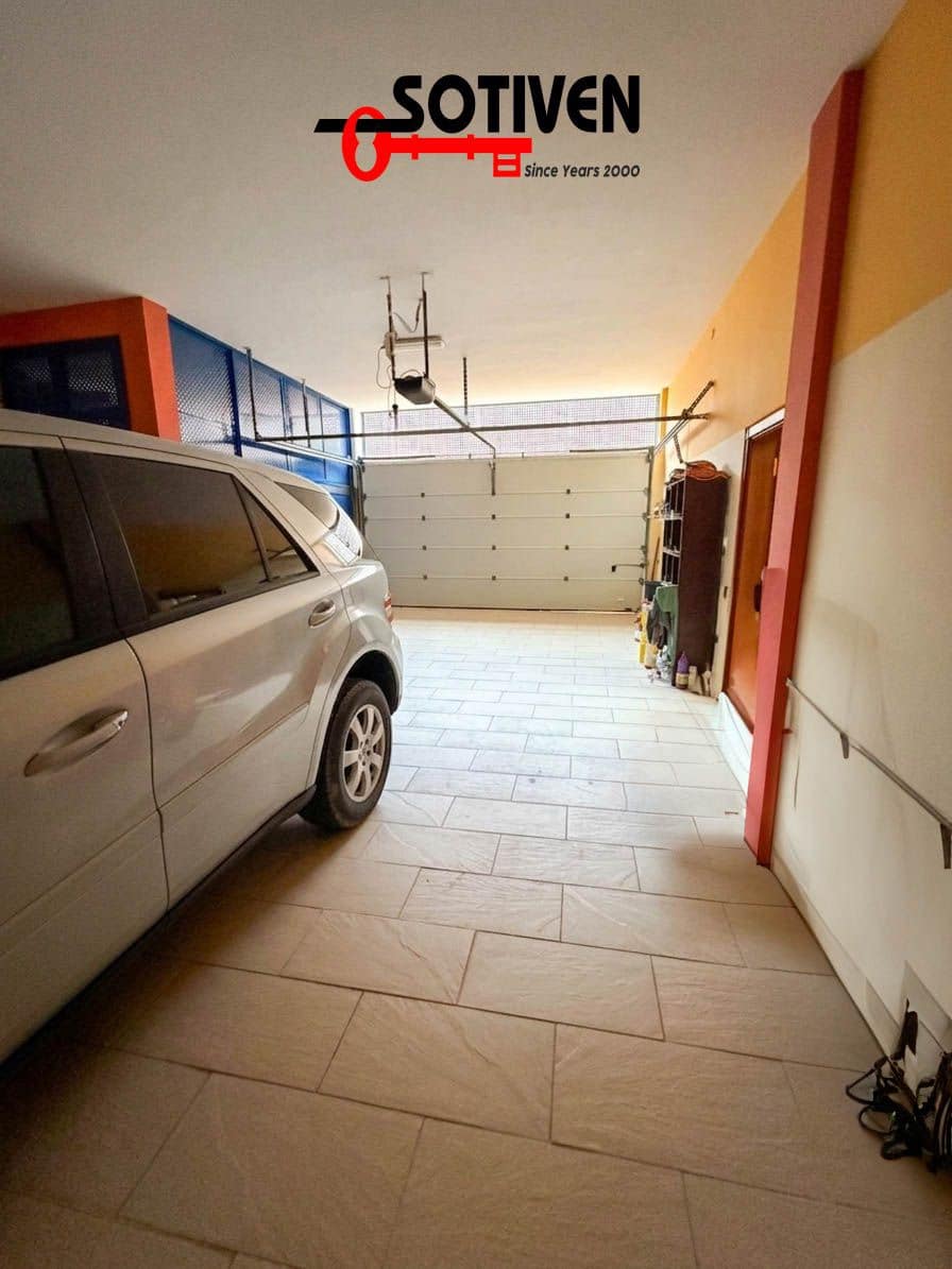 4 soverom Villa til salgs i El Madronal - € 1 170 000 (Ref: 9731741)