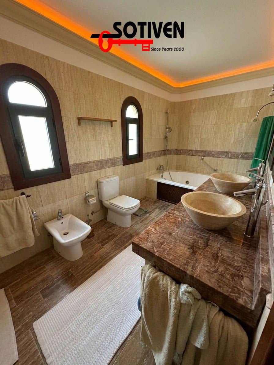 4 soverom Villa til salgs i El Madronal - € 1 170 000 (Ref: 9731741)