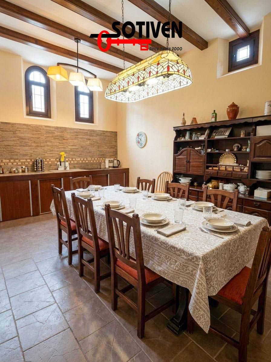 4 soverom Villa til salgs i El Madronal - € 1 170 000 (Ref: 9731741)