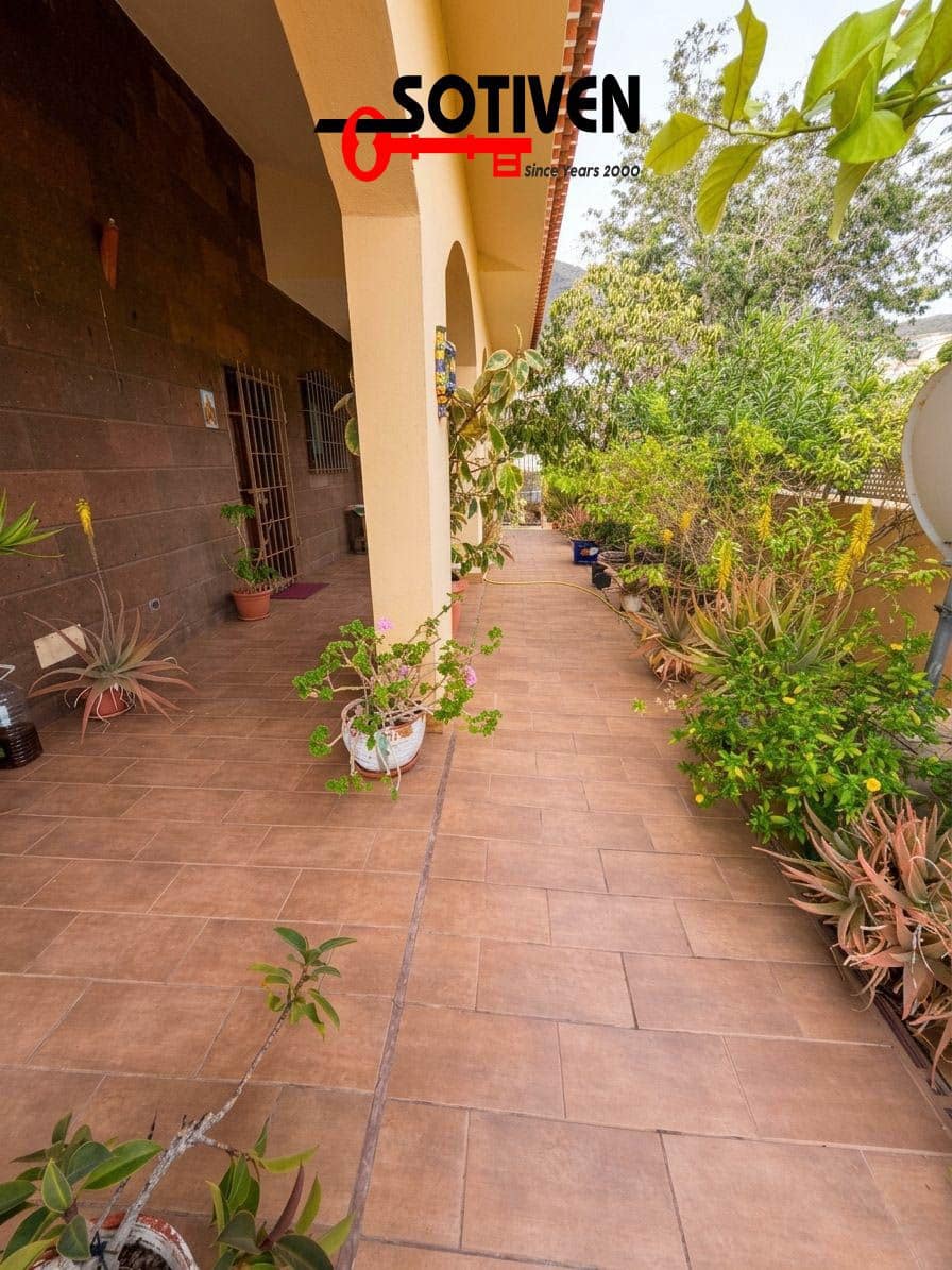 4 soverom Villa til salgs i El Madronal - € 1 170 000 (Ref: 9731741)