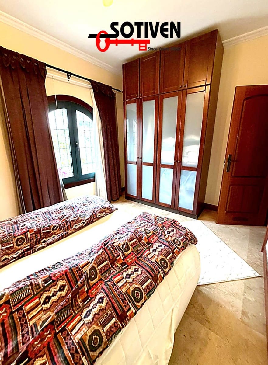 4 soverom Villa til salgs i El Madronal - € 1 170 000 (Ref: 9731741)