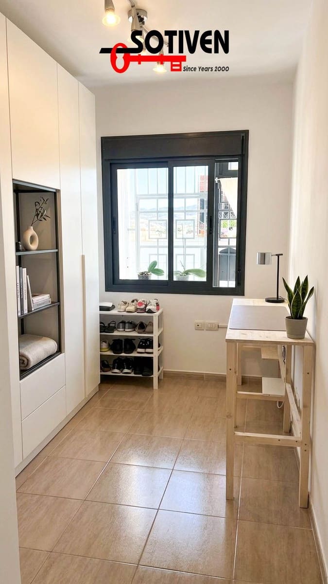 2 bedroom Apartment for sale in Valle de San Lorenzo with garage - € 229,000 (Ref: 9761753)