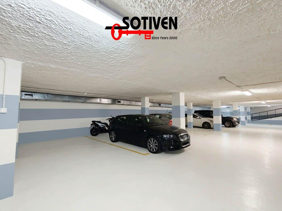 Garage for sale in Adeje - € 16,900 (Ref: 9772798)