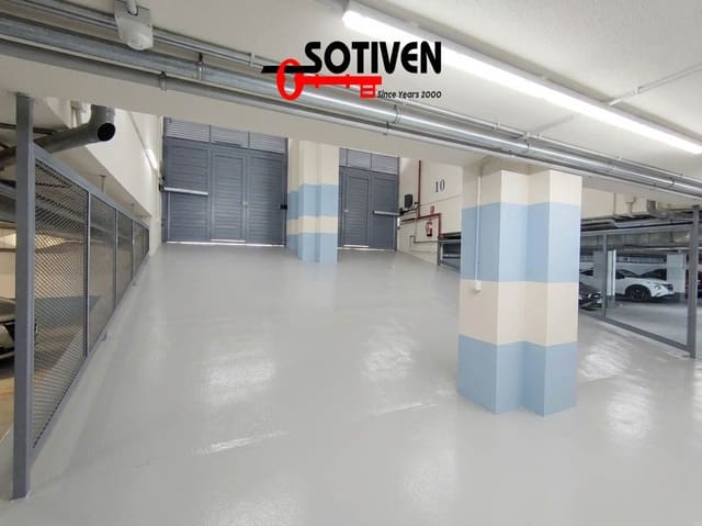 Garage for sale in Casco Urbano, Adeje - € 16,900 (Ref: 9772798)