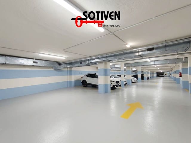 Garage for sale in Casco Urbano, Adeje - € 16,900 (Ref: 9772798)