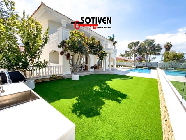 4 chambre Villa/Maison à vendre à La Caleta Adeje, Adeje avec garage - 3 500 000 € (Ref: 9817791)