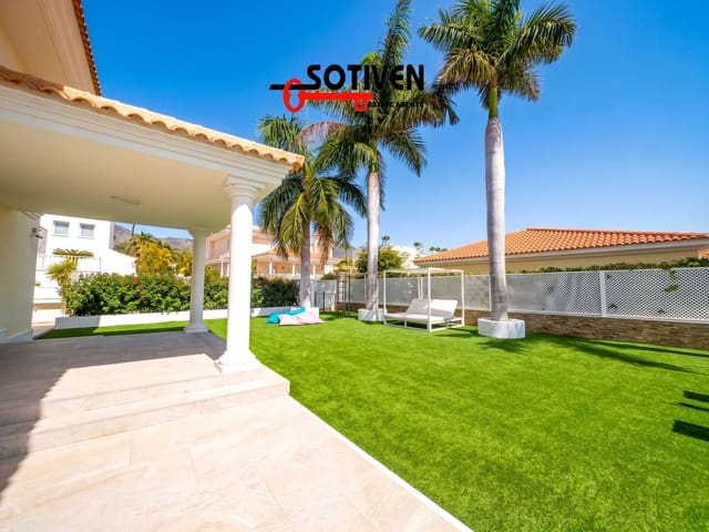 4 sypialnia Willa na sprzedaż w La Caleta Adeje, Adeje z garażem - 3 500 000 € (Ref: 9817791)